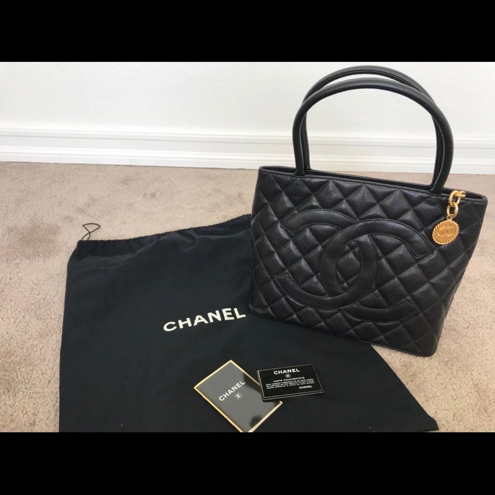 100% Authentic Chanel Lambskin Bag